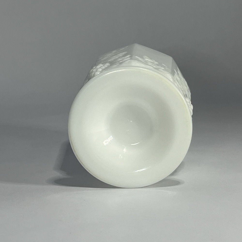 Vintage Westmoreland Milk Glass Open Sugar Bowl Cup Paneled Grape Vine USA PA 4" - Picture 7 of 11